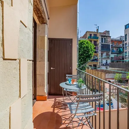 Lodging Modern In Downtown With Lovely Balcony