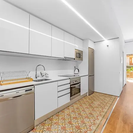 Lodging Modern In Downtown With Lovely Balcony *